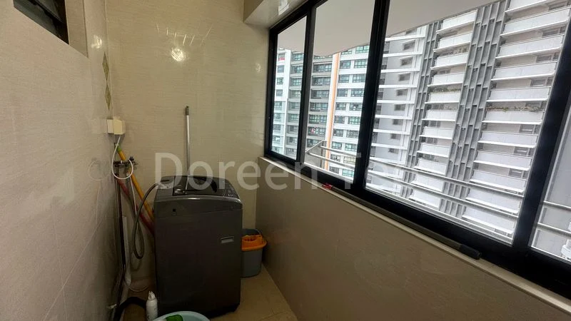 Common Room (HDB) for Rent in 441A Clementi Avenue 3 - Image 4