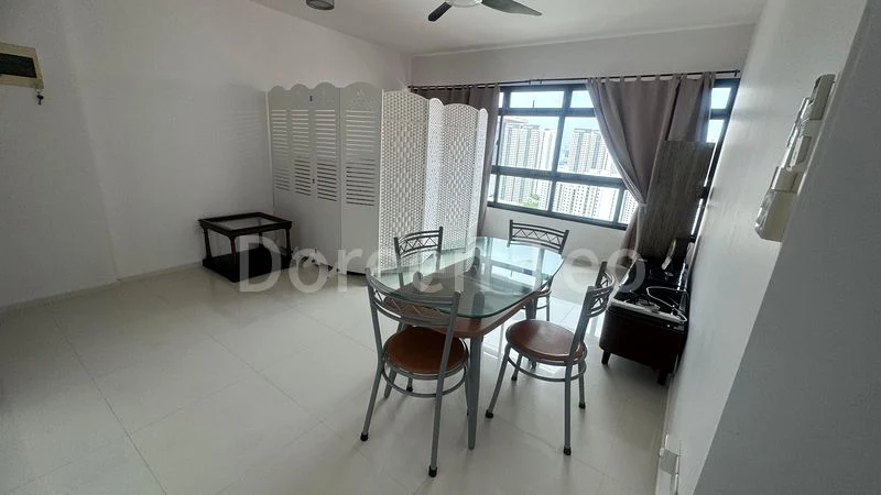 Common Room (HDB) for Rent in 441A Clementi Avenue 3 - Image 1