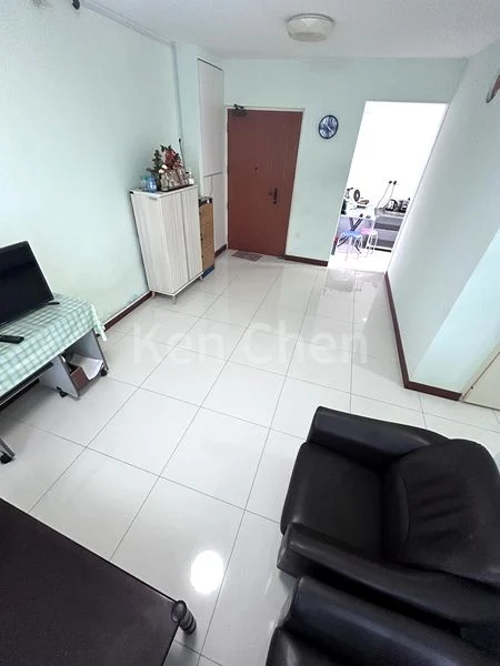 3 Room (3A) HDB for Rent in  95C Henderson Road - Image 2