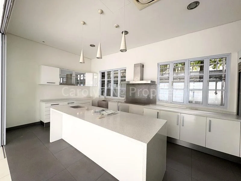 6 Bed Bungalow (Landed) for Sale in  Braddell Heights Estate - Image 5