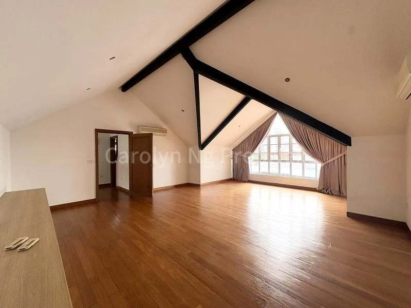 6 Bed Bungalow (Landed) for Sale in  Braddell Heights Estate - Image 10