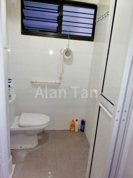 Common Room (HDB) for Rent in 536 Ang Mo Kio Avenue 10 - Image 3