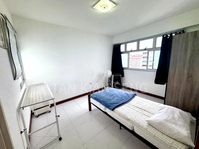 Master Room (HDB) for Rent in  18A Holland Drive - Image 2