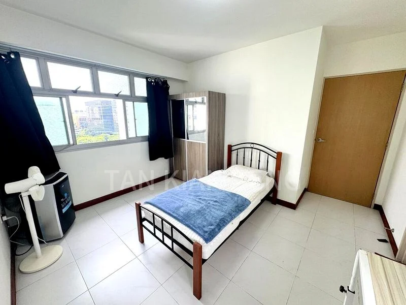 Master Room (HDB) for Rent in  18A Holland Drive - Image 1