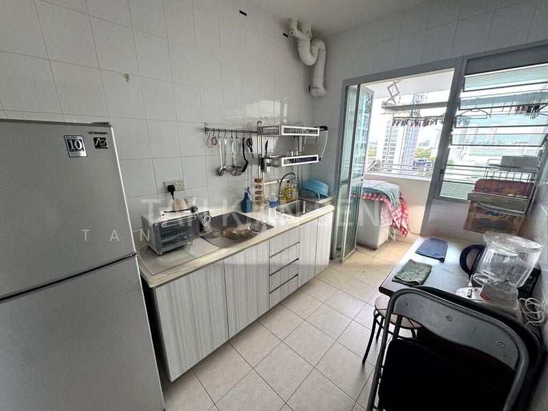 Master Room (HDB) for Rent in  18A Holland Drive - Image 6