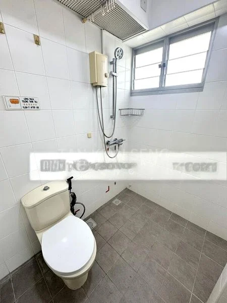 Master Room (HDB) for Rent in  18A Holland Drive - Image 5
