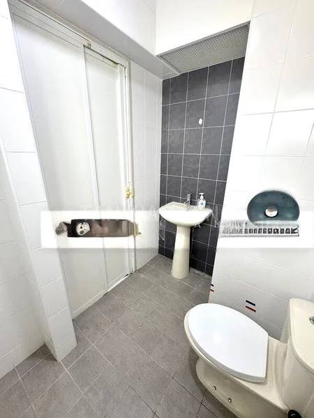 Master Room (HDB) for Rent in  18A Holland Drive - Image 4