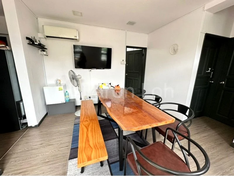 Master Room (Condo) for Rent in Tembeling Lodge - Image 7