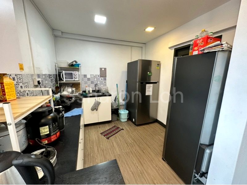 Master Room (Condo) for Rent in Tembeling Lodge - Image 5
