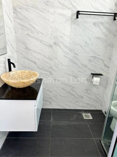 Master Room (Condo) for Rent in Tembeling Lodge - Image 8