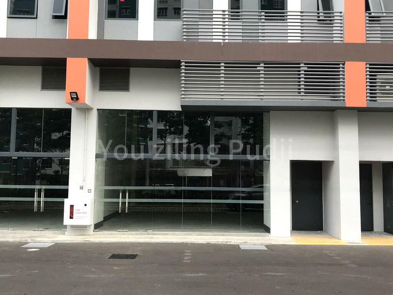 Light Industrial (B1) for Rent: Nordcom II - Image 4