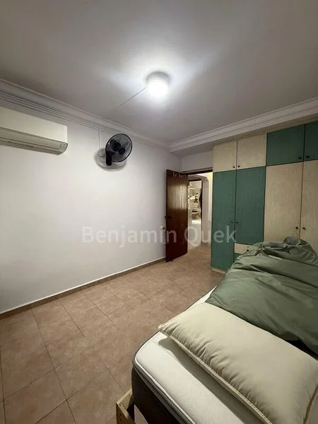 4 Room (4A) HDB for Rent in  313 Jurong East Street 32 - Image 3