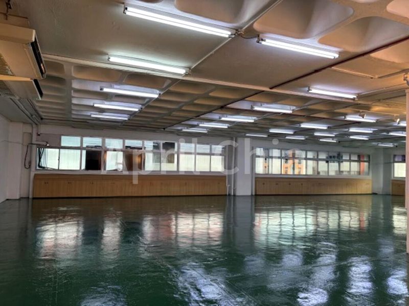 Light Industrial (B1) for Sale: Valiant Industrial Building - Image 3