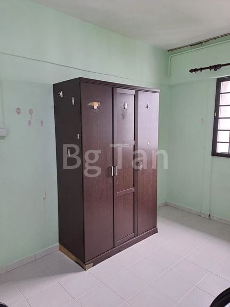 Common Room (HDB) for Rent in  264 Tampines Street 21 - Image 3