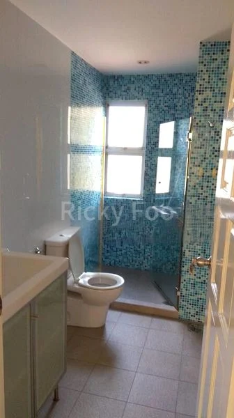 4 Bed Condo for Sale in  Faber Garden Condominium - Image 7