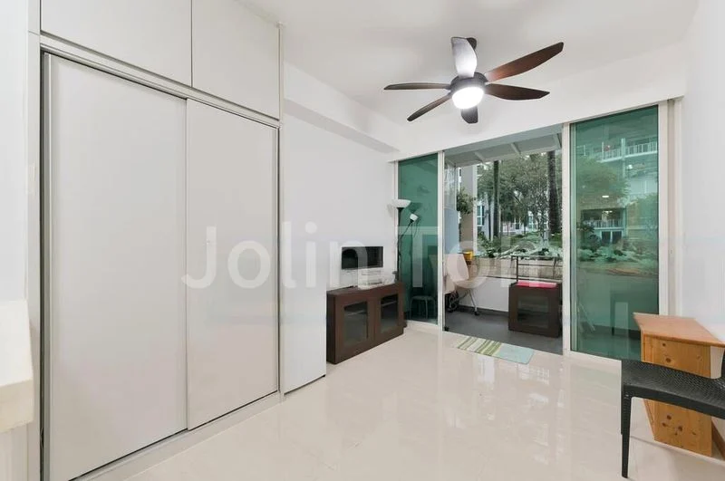 Master Room Executive Condo for Rent in 1 Canberra - Image 2