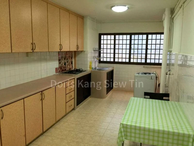 3 Room (3NG) HDB for Rent in  330 Clementi Avenue 2 - Image 8