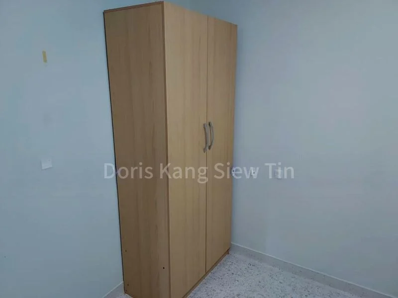 3 Room (3NG) HDB for Rent in  330 Clementi Avenue 2 - Image 2