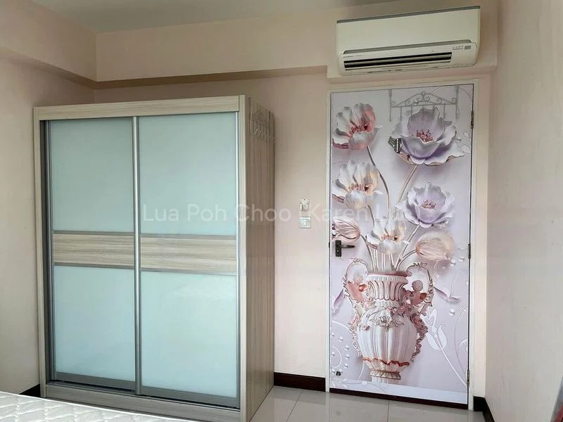 Common Room (HDB) for Rent in  120B Edgedale Plains - Image 3