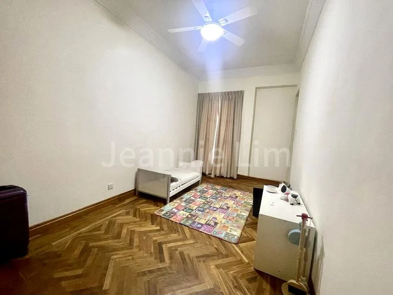 4 Bed Semi-Detached House (Landed) for Rent in  Holland Grove - Image 7