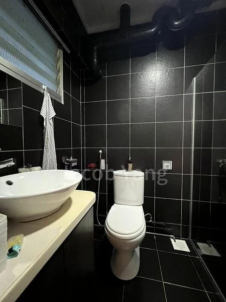 5 Room (5I) HDB for Rent in  189 Pasir Ris Street 12 - Image 4