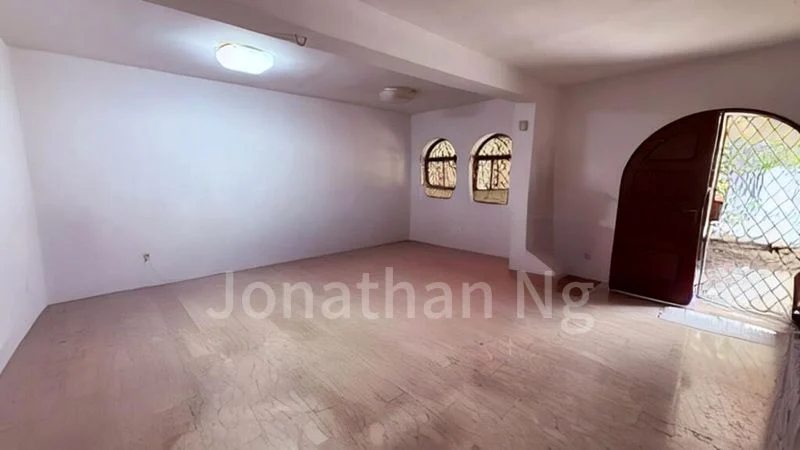 6 Bed Corner Terrace (Landed) for Sale in  Alkaff Oasis - Image 1