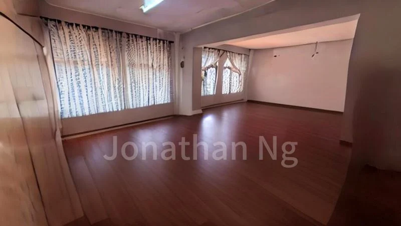 6 Bed Corner Terrace (Landed) for Sale in  Alkaff Oasis - Image 2