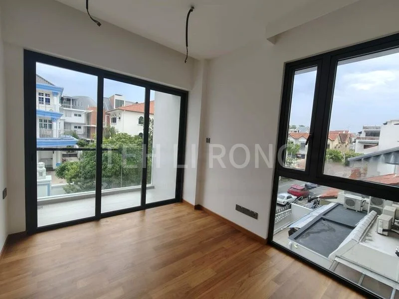 6 Bed Semi-Detached House (Landed) for Sale in  Kembangan Gardens - Image 12