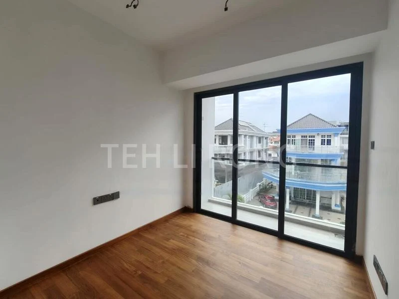 6 Bed Semi-Detached House (Landed) for Sale in  Kembangan Gardens - Image 10