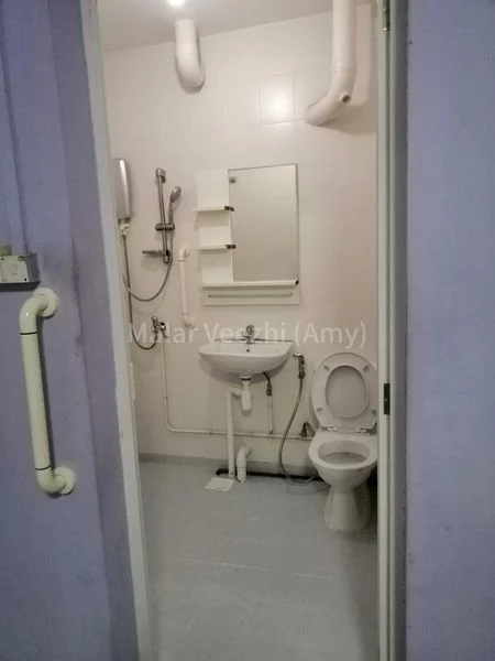 Common Room (HDB) for Rent in  701 West Coast Road - Image 2