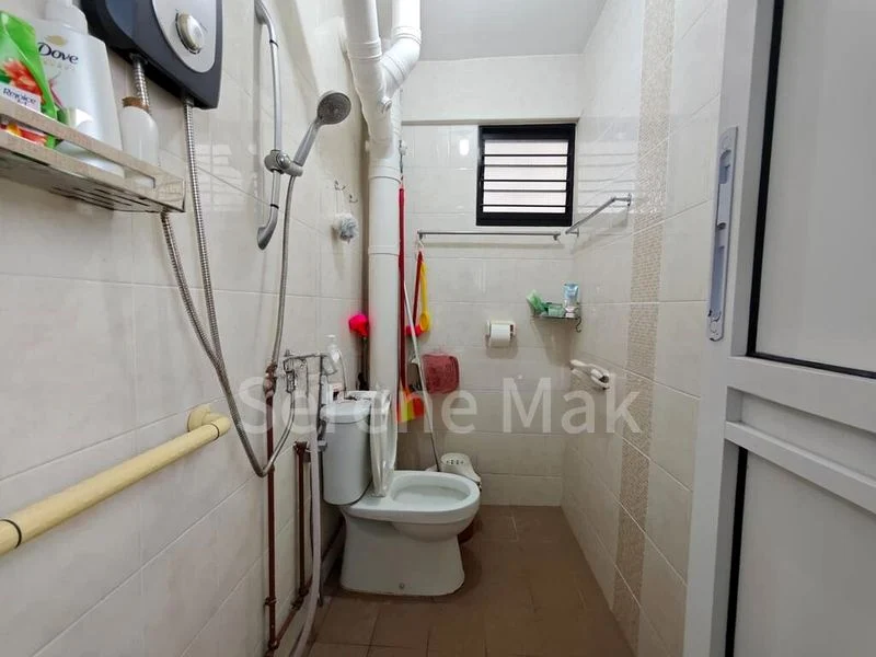 Room (HDB) for Rent in  210 Serangoon Central - Image 3