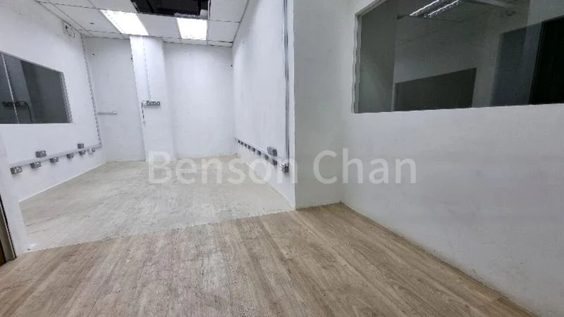 Warehouse for Sale: Lipo Building - Image 2