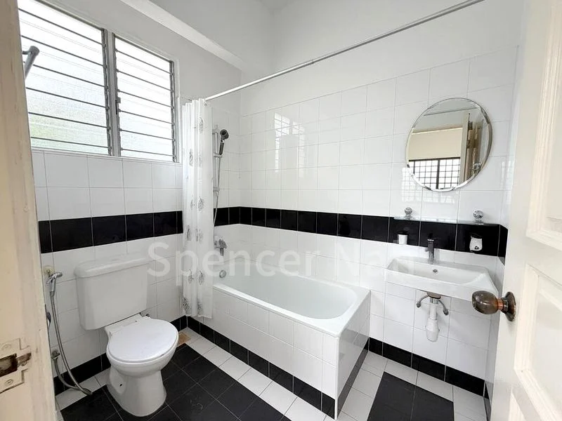 5 Bed Semi-Detached House (Landed) for Rent in  Bena Park - Image 10