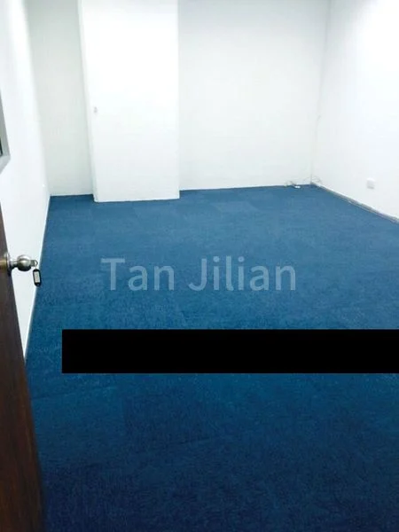 Light Industrial (B1) for Rent in  Valiant Industrial Building - Image 2