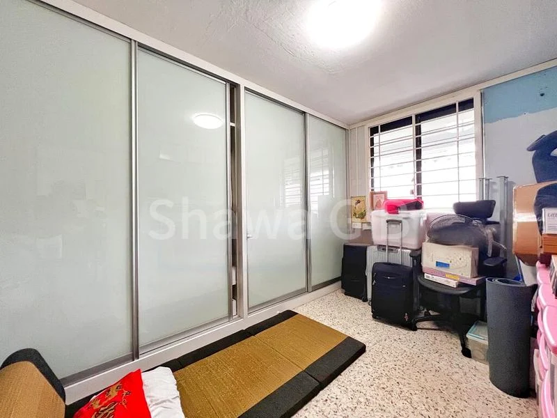 3 Room (3I) HDB for Rent in  163 Stirling Road - Image 2