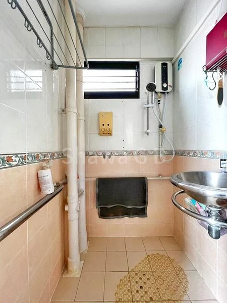 3 Room (3I) HDB for Rent in  163 Stirling Road - Image 7
