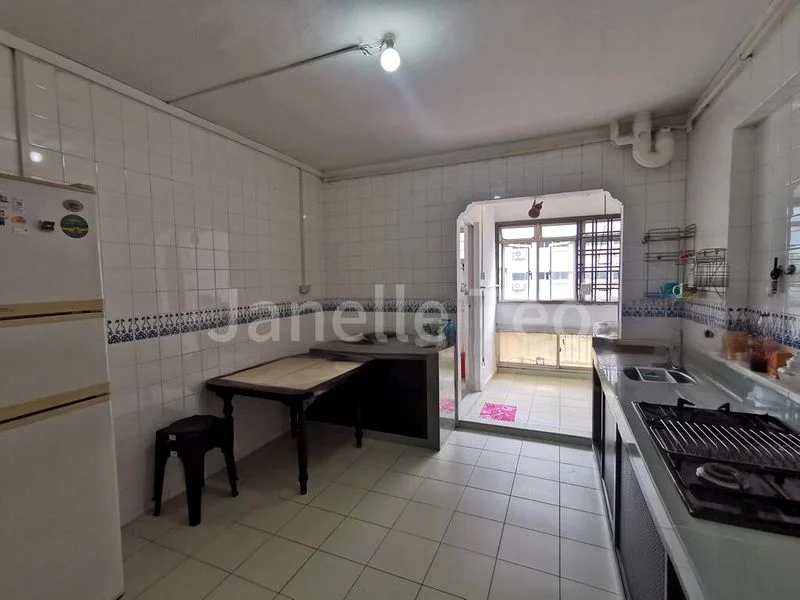 4 Room (4A) HDB for Rent in  852 Jurong West Street 81 - Image 7