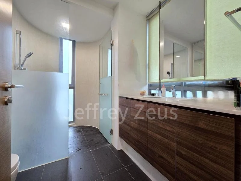 4 Bed Condo for Sale in  Double Bay Residences - Image 1