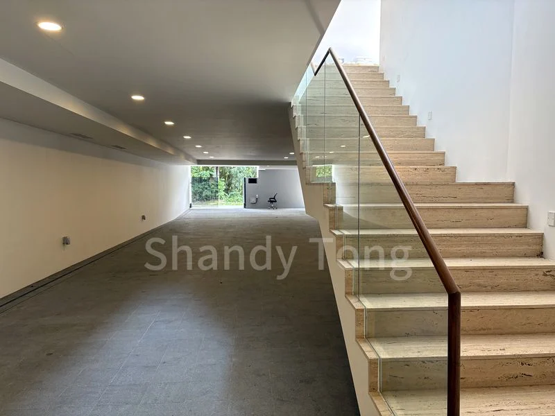4+1 Bed Corner Terrace (Landed) for Sale in  Mount Rosie Road - Image 16