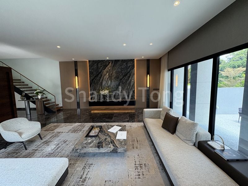 4+1 Bed Corner Terrace (Landed) for Sale in  Mount Rosie Road - Image 2