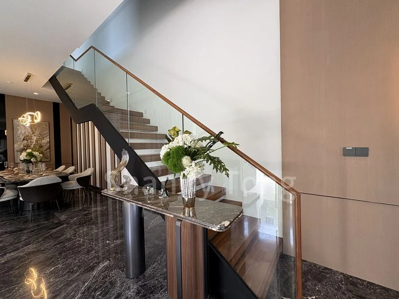 4+1 Bed Corner Terrace (Landed) for Sale in  Mount Rosie Road - Image 5