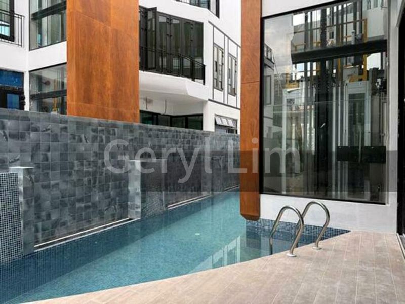 5 Bed Bungalow (Landed) for Sale in  Broadrick Road - Image 5