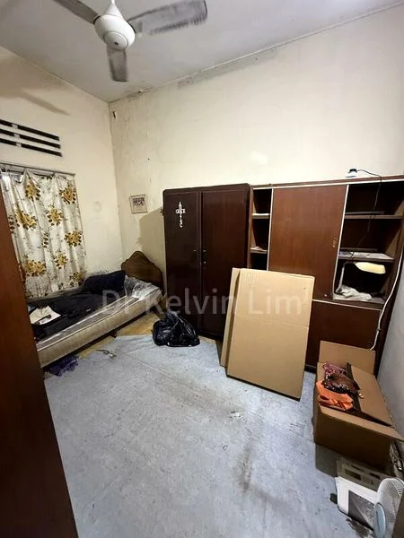 4 Bed Terraced House (Landed) for Sale around  Hougang Street 11 - Image 1