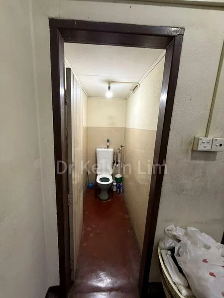 4 Bed Terraced House (Landed) for Sale around  Hougang Street 11 - Image 5