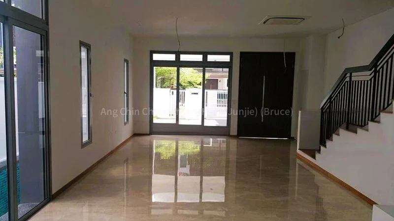 7+1 Bed Corner Terrace (Landed) for Sale in  The Brooks I - Image 8
