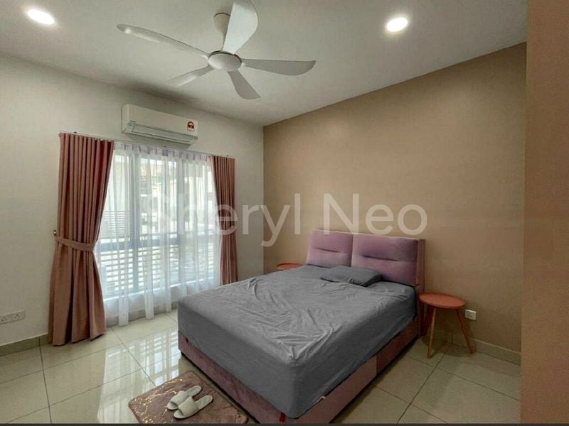 4+1 Bed Semi-Detached House (Landed) for Sale in  Lucky View - Image 2