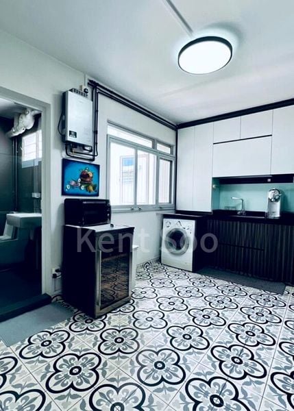 5 Room (5I) HDB for Sale in 557 Pasir Ris Street 51 - Image 5