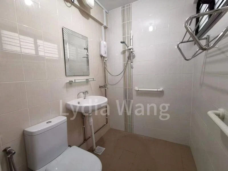 Master Room (HDB) for Rent in  237 Serangoon Avenue 3 - Image 4
