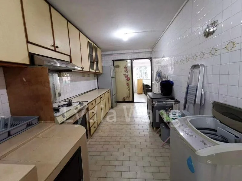 Master Room (HDB) for Rent in  237 Serangoon Avenue 3 - Image 3