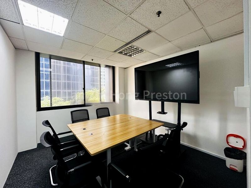 Office for Rent: Cecil Court - Image 1